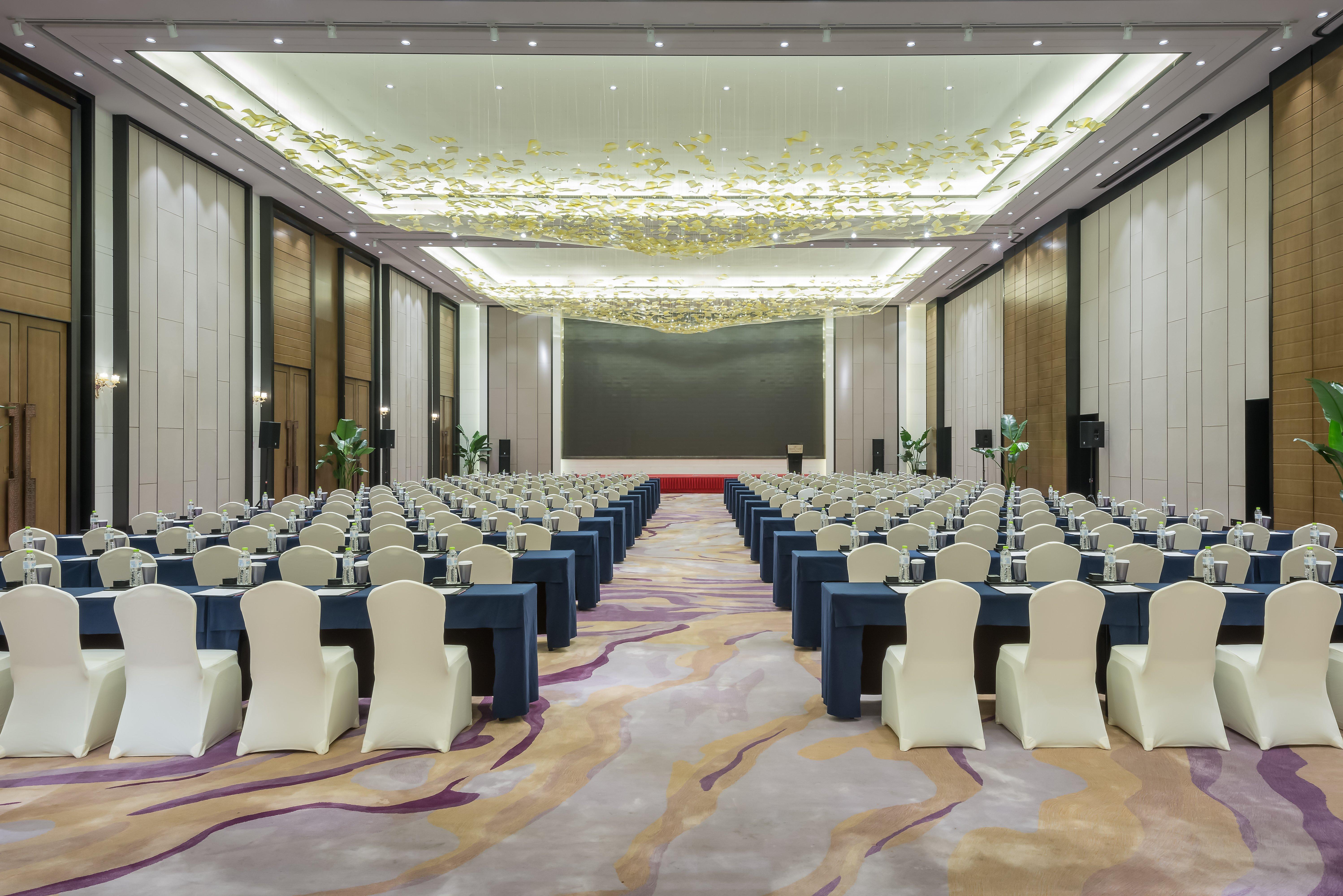 Crowne Plaza Yibin By Ihg Ξενοδοχείο Εξωτερικό φωτογραφία
