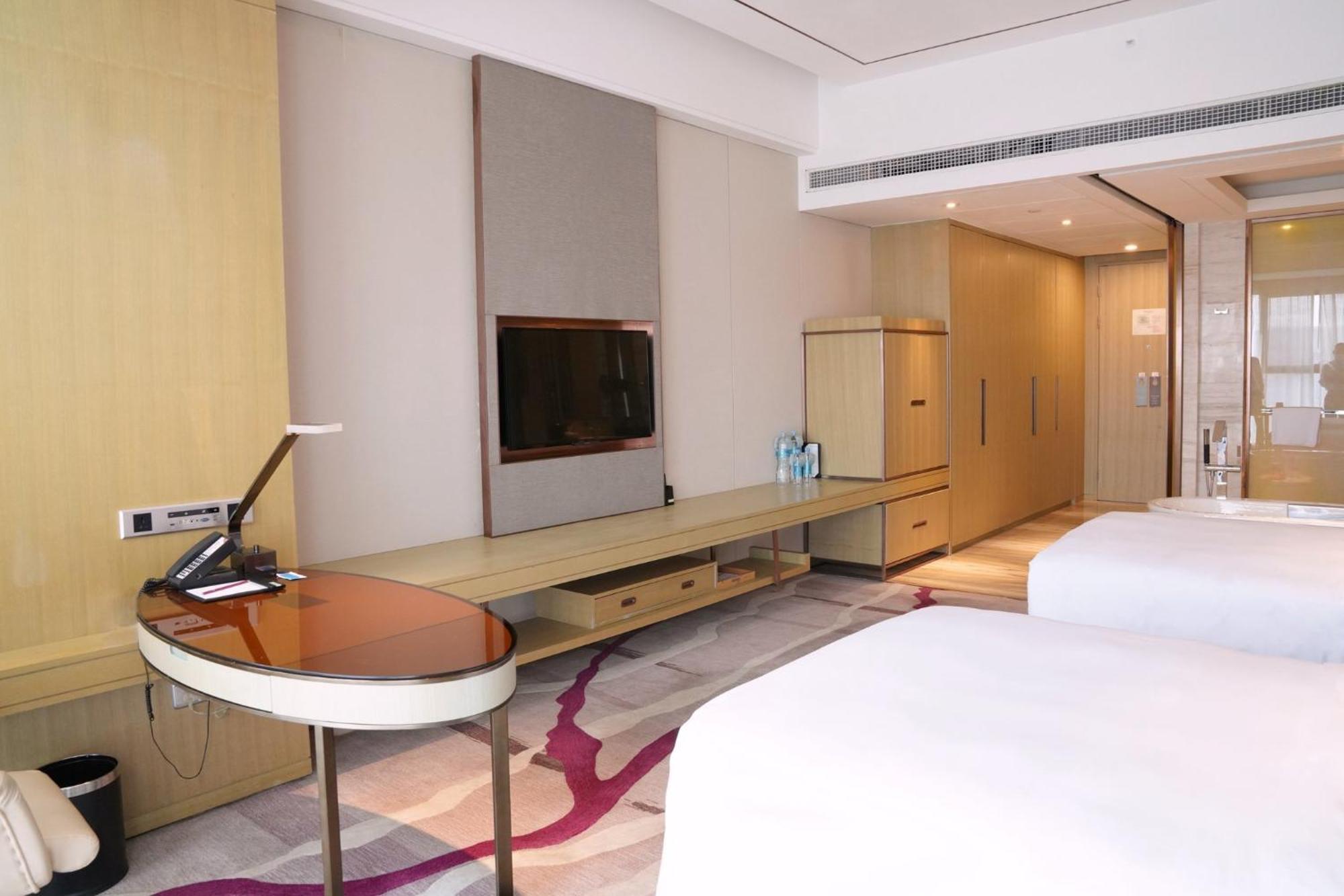 Crowne Plaza Yibin By Ihg Ξενοδοχείο Εξωτερικό φωτογραφία